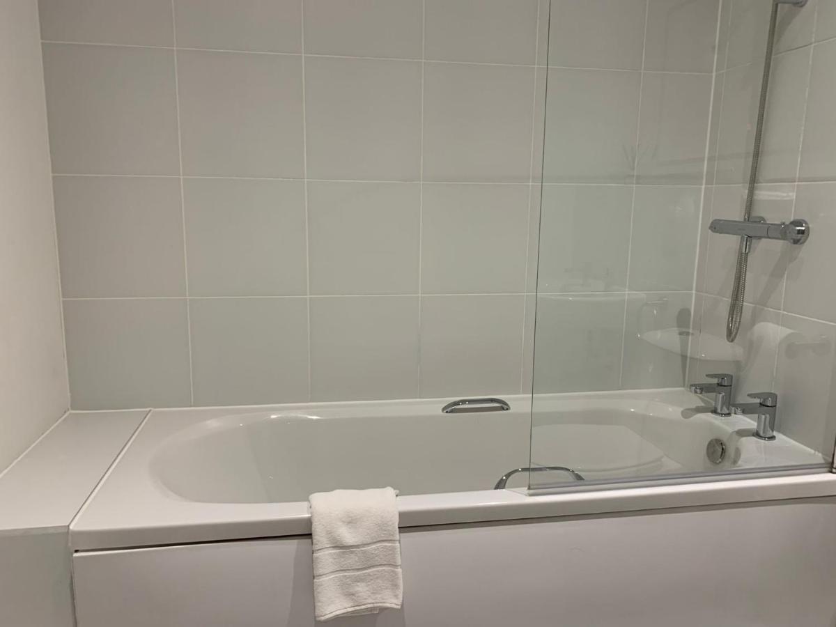 Bright 1Br Apartment In Preston Preston  Ngoại thất bức ảnh
